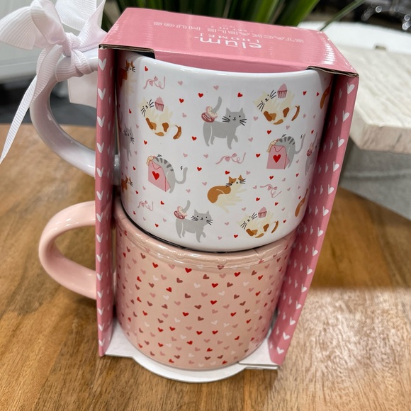 Valentine Cats and Hearts Set of 2 Stackable Ceramic Coffee Mugs NEW - Picture 1 of 6